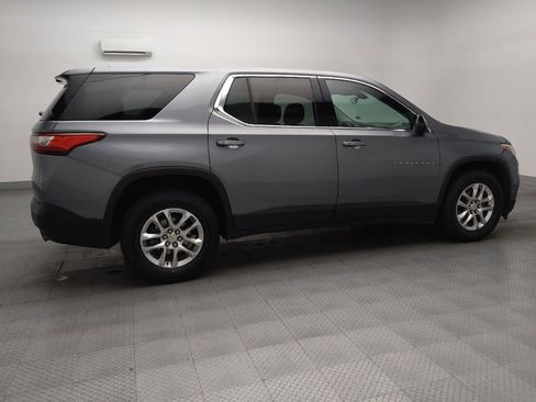 Used 2021 Chevrolet Traverse LS w/ LPO, Floor Liner Package AWD/4WD image 10