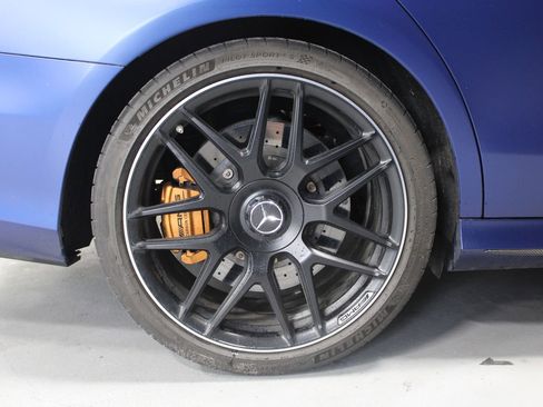 Used 2021 Mercedes-Benz E 63 AMG S image 22