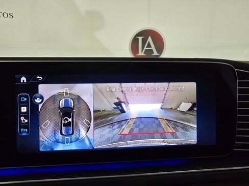 Used 2026 Mercedes-Benz GLS 580 4MATIC image 16