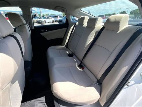 Used 2018 Honda Civic LX image 19
