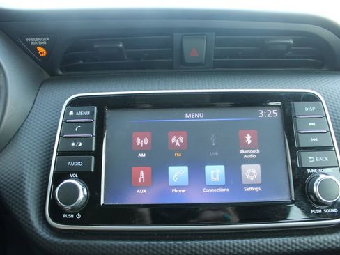 Used 2021 Nissan Kicks S FWD image 44