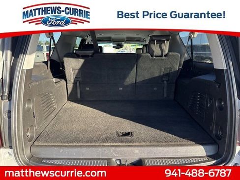 Used 2020 Chevrolet Suburban LT image 14