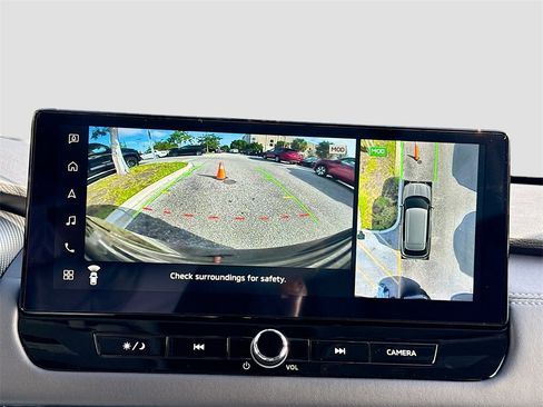 New 2025 Mitsubishi Outlander SE image 14