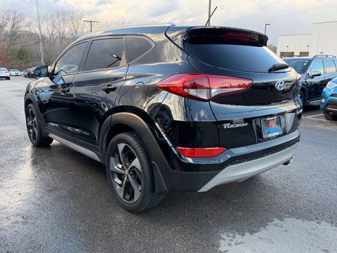 Used 2017 Hyundai Tucson Sport image 3