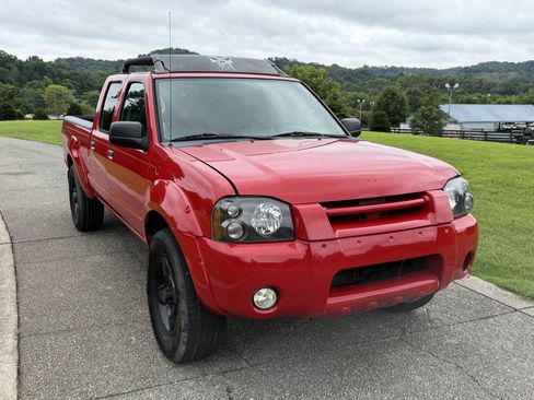 Used 2002 Nissan Frontier SVE AWD/4WD image 7