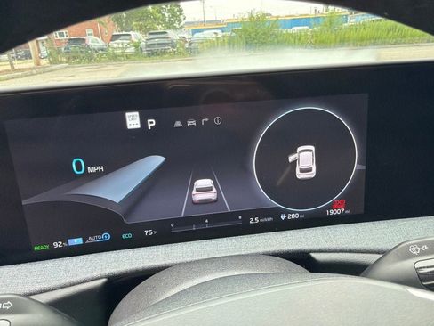 Certified 2024 Kia EV6 Wind w/ Wind Technology Package AWD/4WD image 18