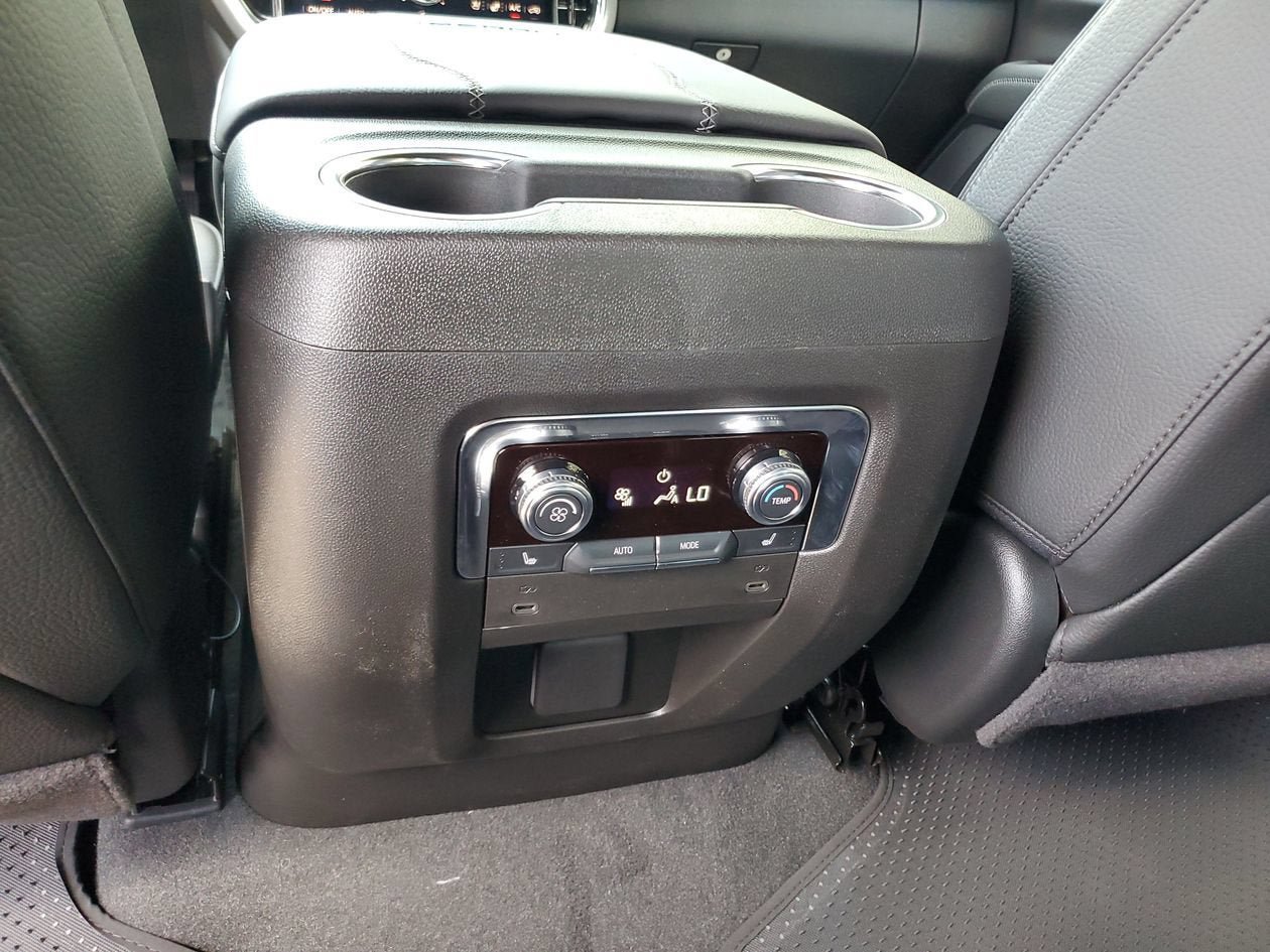 New 2026 GMC Yukon Denali RWD image 16