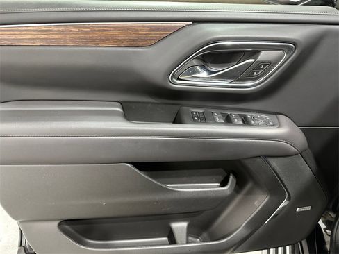 Used 2023 Chevrolet Tahoe High Country image 16