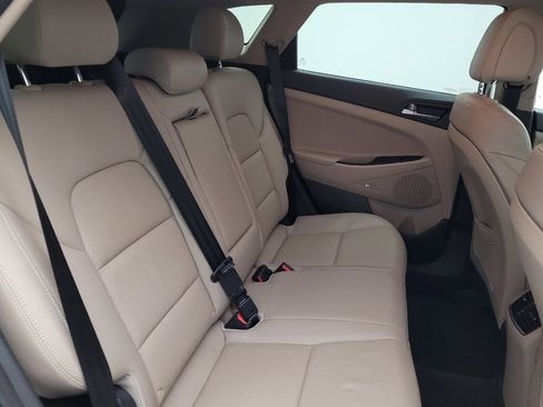 Used 2017 Hyundai Tucson SE Plus image 19