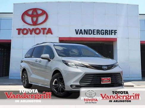 Used 2024 Toyota Sienna XLE Woodland Edition AWD/4WD image 1