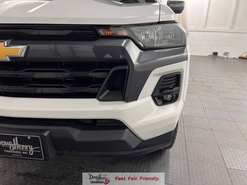 Used 2023 Chevrolet Colorado LT w/ LT Convenience Package II RWD image 13