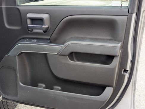 Used 2018 Chevrolet Silverado 1500 LT w/ All Star Edition image 27