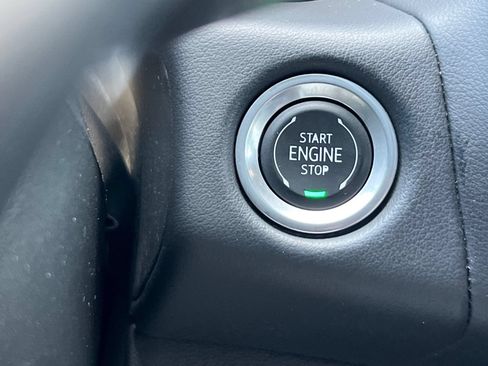 Used 2024 Chevrolet Tahoe LT RWD image 32