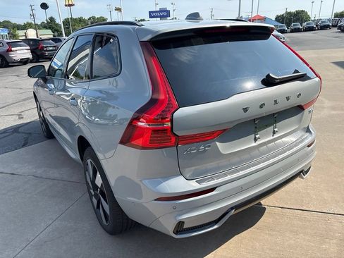 Certified 2025 Volvo XC60 T8 Plus w/ Protection Package Premier AWD/4WD image 8