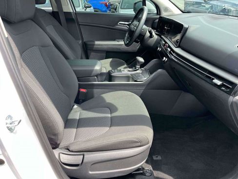 Certified 2026 Kia Sportage LX w/ LX Convenience Package FWD image 13