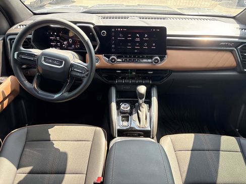 Used 2026 GMC Canyon AT4 AWD/4WD image 30