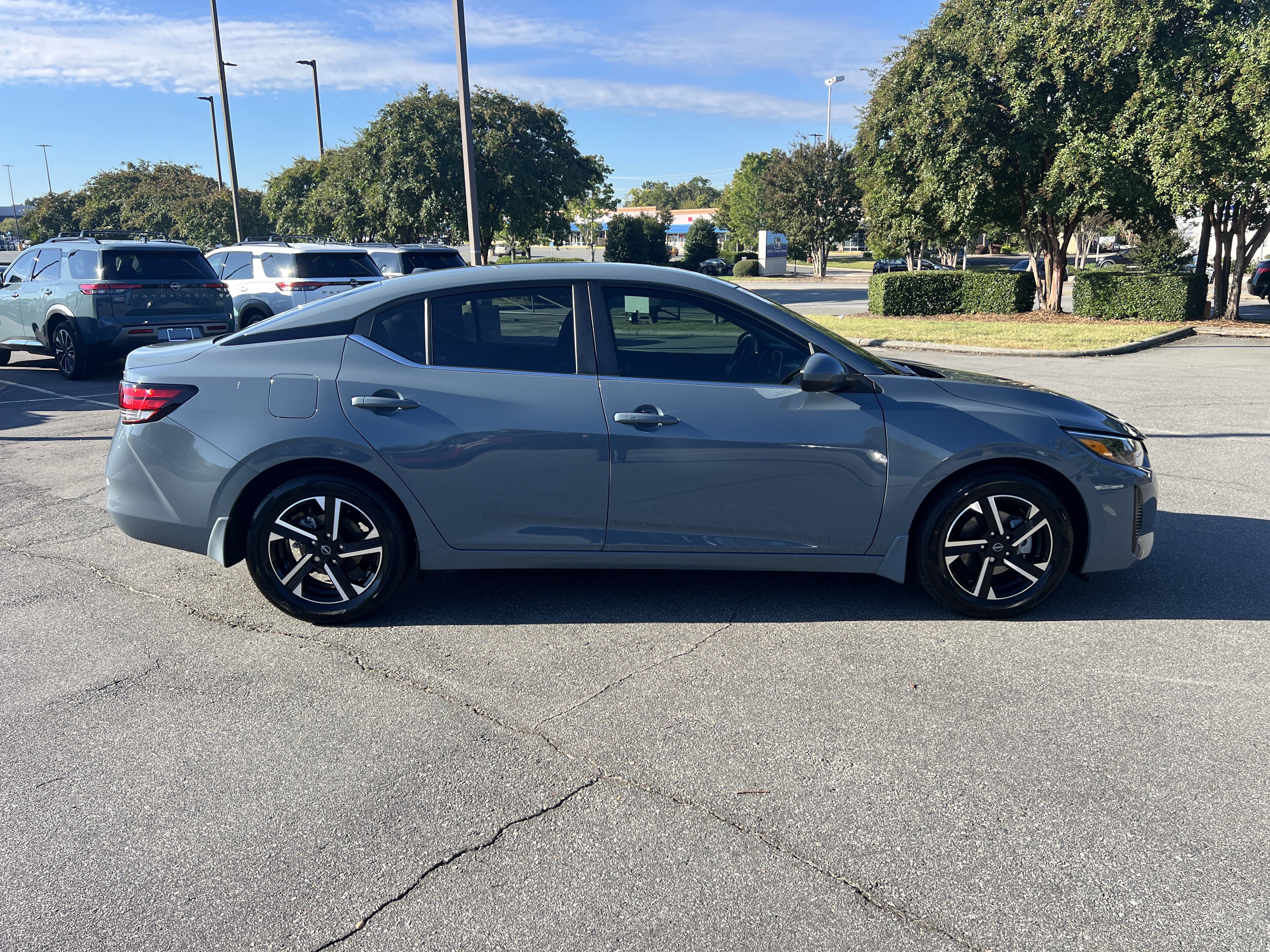 Certified 2025 Nissan Sentra SV w/ All-Weather Package FWD image 4