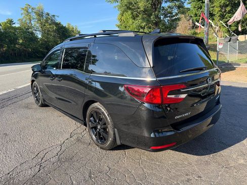 Used 2023 Honda Odyssey Sport image 5