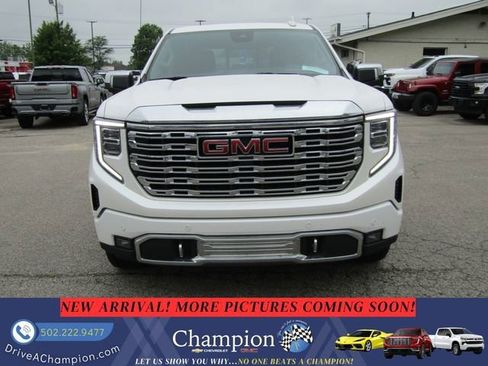 Used 2024 GMC Sierra 1500 Denali AWD/4WD image 2