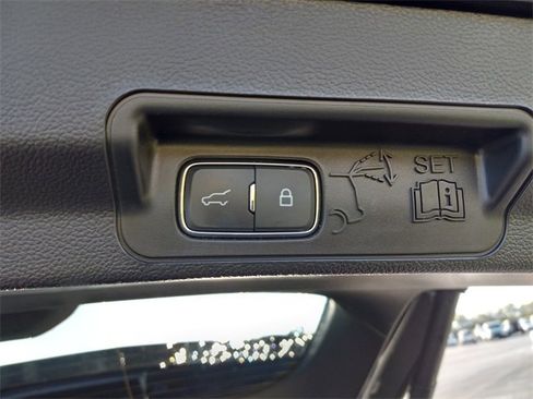 Used 2023 Ford Explorer XLT w/ Equipment Group 202A image 12