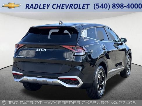 Used 2024 Kia Sportage LX image 5