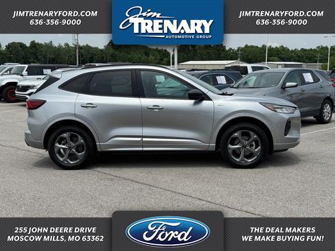 Certified 2024 Ford Escape ST-Line AWD/4WD image 1
