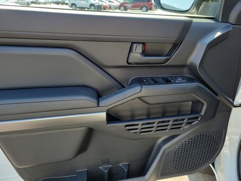 New 2026 Toyota 4Runner SR5 image 18