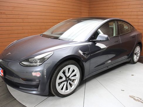 Used 2023 Tesla Model 3 Long Range image 6
