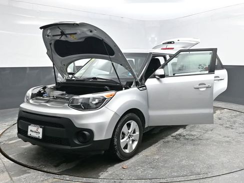 Used 2019 Kia Soul image 38