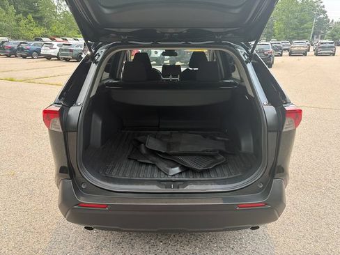 Certified 2025 Toyota RAV4 LE AWD/4WD image 15