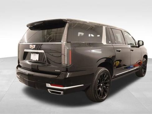Used 2026 Cadillac Escalade ESV Luxury w/ Touring Package AWD/4WD image 2