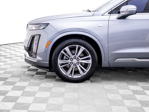 Used 2024 Cadillac XT6 Premium Luxury w/ Technology Package AWD/4WD image 35