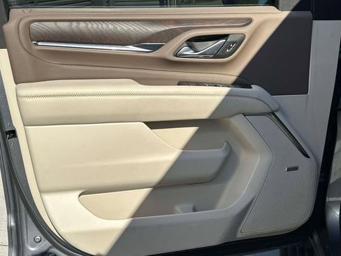 Used 2022 GMC Yukon Denali w/ Denali Premium Package image 20