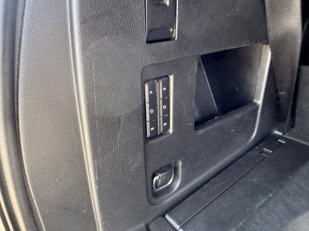 Used 2018 Ford Expedition Platinum AWD/4WD image 38