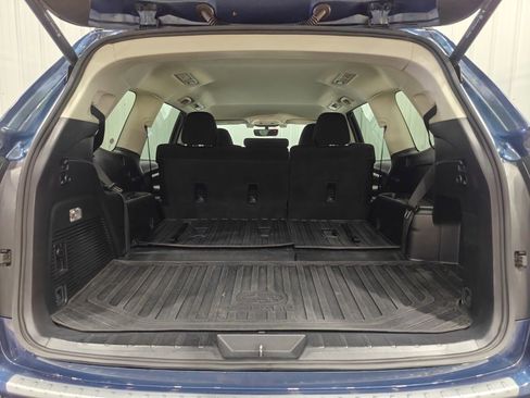Used 2021 Subaru Ascent Premium w/ Convenience Package AWD/4WD image 34