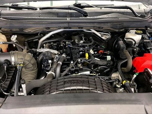 Used 2019 Ford Ranger XLT w/ Equipment Group 301A Mid image 9