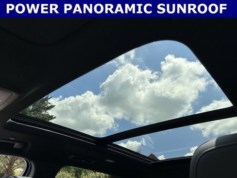 New 2025 GMC Acadia Denali w/ Super Cruise Package image 3