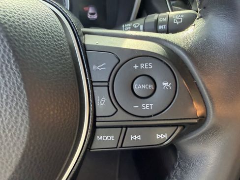 Used 2021 Toyota Corolla SE w/ Carpet Mat Package (TMS) FWD image 11