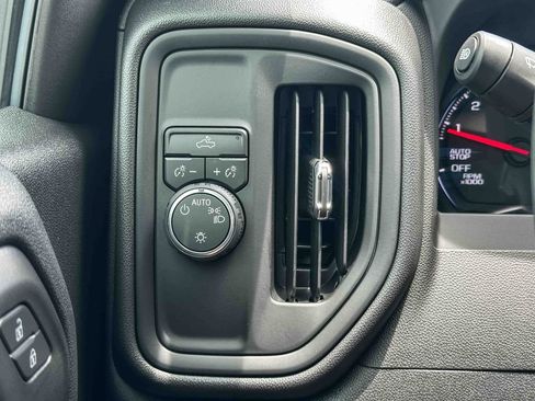 Used 2026 Chevrolet Silverado 1500 Custom RWD image 33