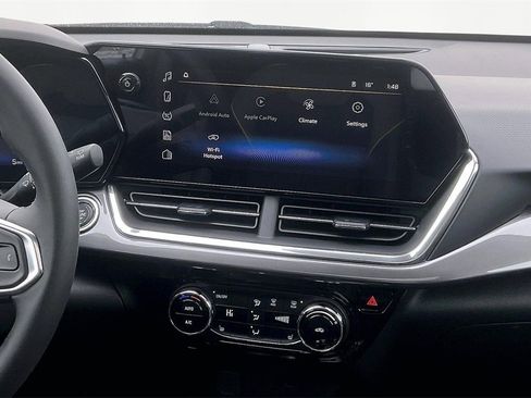 New 2026 Chevrolet Trax ACTIV w/ Sunroof Package image 7