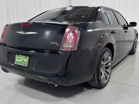 Used 2014 Chrysler 300 S image 5