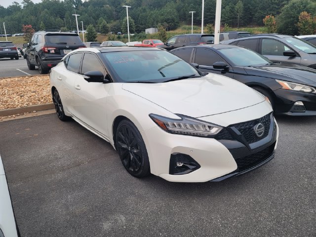 Used 2021 Nissan Maxima SR w/ Sport Mat Group FWD image 3