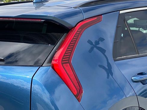 New 2026 Kia Niro Wind FWD image 4