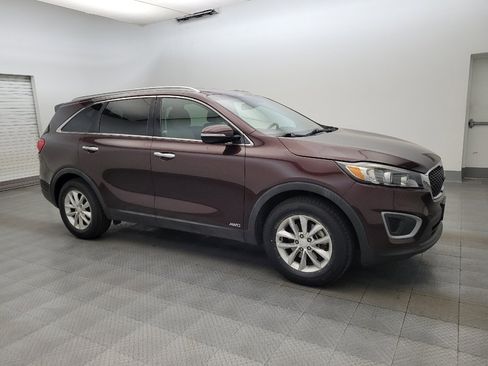 Used 2016 Kia Sorento AWD w/ LX Convenience Package image 11