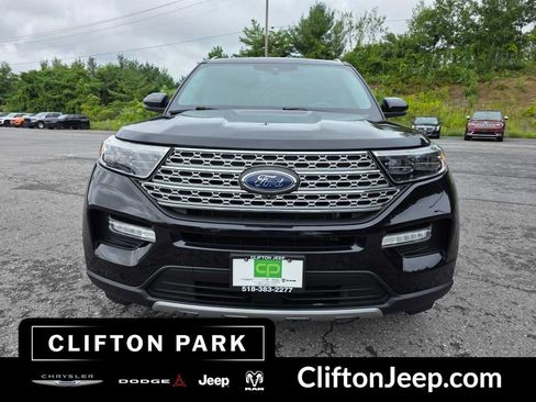 Used 2021 Ford Explorer Limited w/ Equipment Group 301A AWD/4WD image 2