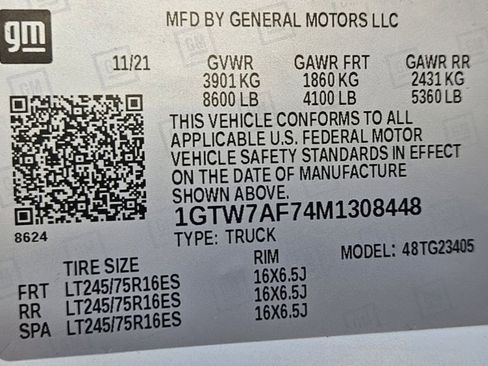 Used 2021 GMC Savana 2500 w/ Driver Convenience Package image 17