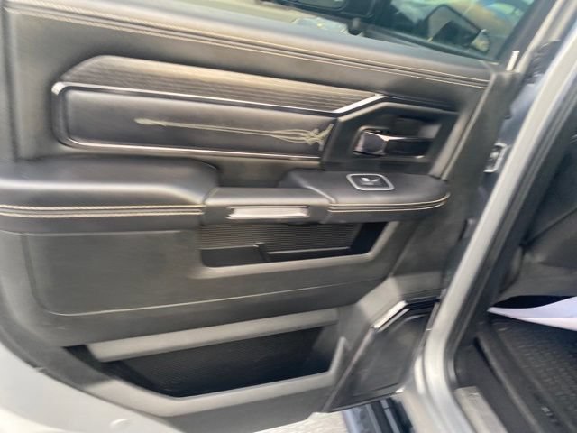 Used 2022 RAM 3500 Limited AWD/4WD image 12