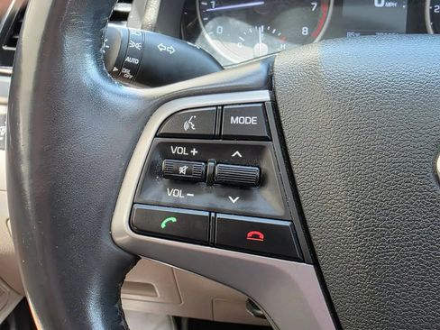Used 2018 Hyundai Elantra Value Edition FWD image 16