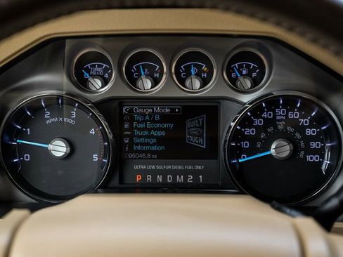 Used 2016 Ford F450 King Ranch w/ FX4 Off Road Package AWD/4WD image 16