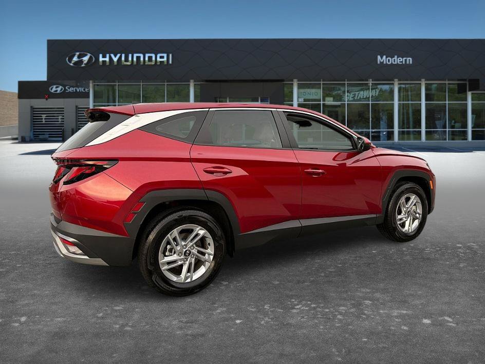 Certified 2026 Hyundai Tucson SE FWD image 4